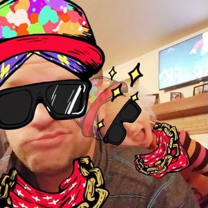 Meet your Posher, Troy